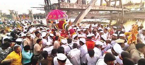 आळंदी : अलंकापुरीत साडेतीन लाख भाविक; वारकर्यांची मांदियाळी