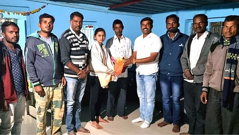 Nashik : आदिवासी पाड्यावरील लेक पहिल्याच प्रयत्नात झाली पोलीस उपनिरीक्षक