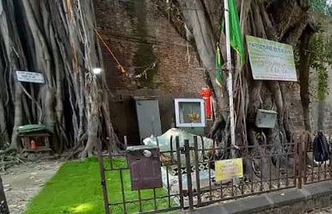 शनिवारवाड्याच्या आवारातील दर्गा हटवा; हिंदू महासंघाची मागणी