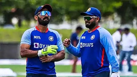 IND vs ENG Semi Final : ऋषभ पंत की दिनेश कार्तिक? सेमी फायनलमध्ये कोणाला संधी; रोहित शर्माने दिले उत्तर