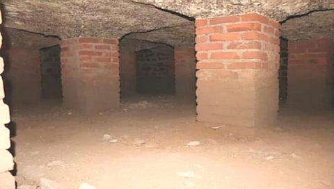 Sir J J Hospital : सर जे. जे. रुग्णालयात आढळले ब्रिटिशकालीन १३० वर्षे जुने भुयार (Photo)