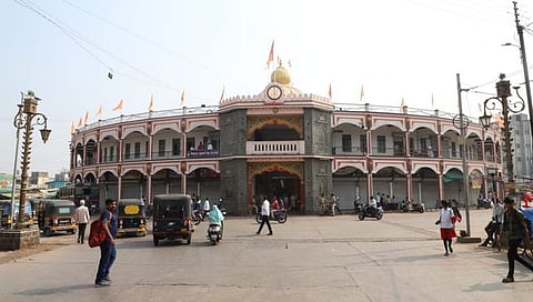 राज्यपाल भगतसिंह कोश्यारी यांच्या निषेधार्थ लातूरमध्ये कडकडीत बंद