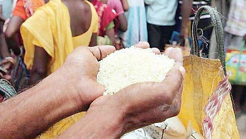 बारामती : रेशनिंग माल काळाबाजार प्रकरणी दोघांवर गुन्हा दाखल