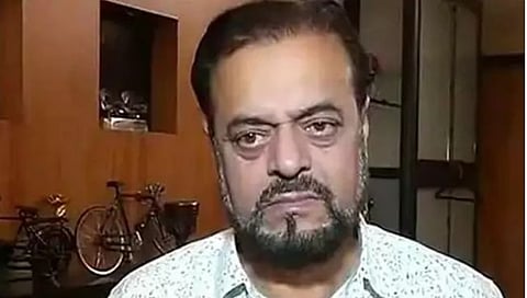 अबू आजमींशी संबंधीत २० ठिकाणांवर आयकर विभागाची छापेमारी