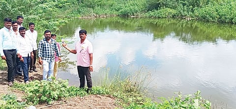 कुरकुंभ एमआयडीसीतील प्रदूषित पाणी थांबवा; आंदोलनाचा मळद सरपंचांचा इशारा