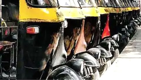 औरंगाबाद: रिक्षा पेट्रोलची, प्रमाणपत्र गॅसचे! शहरात रिक्षाचालकांची पिळवणूक