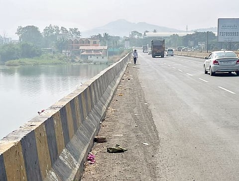 सारोळा पूल ठरतोय घातपात, ‘सुसाईड पॉइंट’