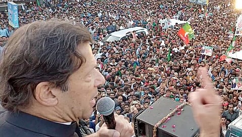 Imran Khan Shot During Political Rally : जाणून घ्या इम्रान खान यांच्या ‘आजादी मार्च’च्या या ५ गोष्टी