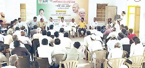 वीजप्रश्नी आ. लहू कानडे आक्रमक ; श्रीरामपूर शहर, तालुक्यातील नागरिकांच्या बैठकीत केल्या सूचना