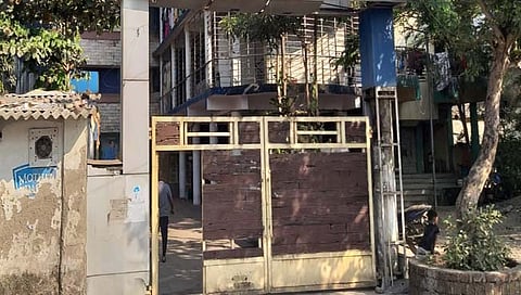 रायगड : पनवेलच्या माजी उपमहापौरांच्या घरावर अज्ञातांचा हल्ला