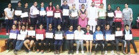 पुणे : आयुष्यात खेळाचा अंतर्भाव गरजेचा : डॉ. नवनीत मानधनी