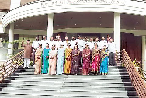 नगराध्यक्षांविरोधात अविश्वास ठराव ; श्रीगोंदा नगरपालिकेत काँग्रेस-भाजप नगरसेवकांचे जुळले सूर