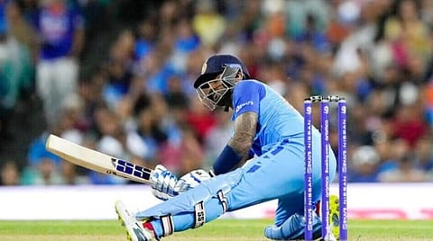 Suryakumar Sixer King : सूर्यकुमार यादव होणार ‘सिक्सर किंग’! इतिहास रचण्याची सुवर्ण संधी