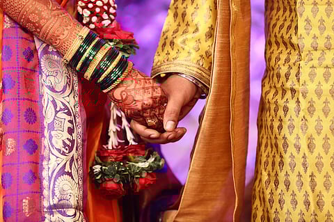 कोळपेवाडी : विवाह नोंदणी संस्था की लूटमारी केंद्र? रक्कम येताच मोबाईल ‘नॉट रिचेबल’