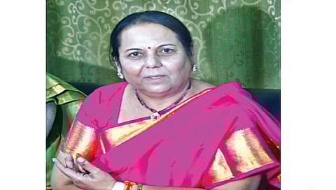 शाबासकी थाप असणारे पुरस्कार रद्द करणे अपमानास्पदच : डॉ. नीलम गोर्हे