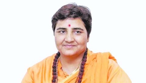 हिंदूंनी घरात शस्त्रे ठेवावीत; खा. प्रज्ञा ठाकूर यांचे वादग्रस्त विधान