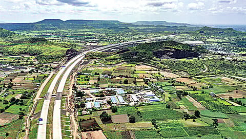 समृद्धी महामार्ग : आधुनिक महाराष्ट्राचा विकासमार्ग