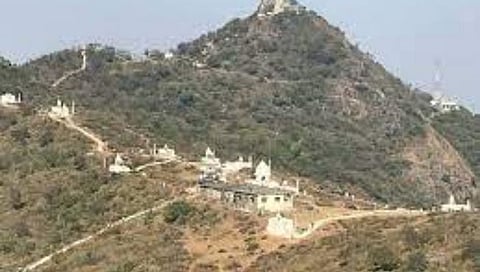 sammed shikharji : सम्मेद शिखरजी तीर्थस्थळ संदर्भात केंद्राचे झारखंड सरकारला पत्र