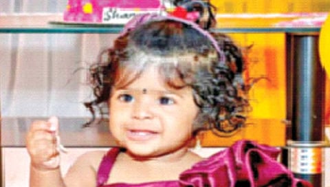 सातारा : चॉकलेट घशात अडकल्याने चिमुरडीचा मृत्यू