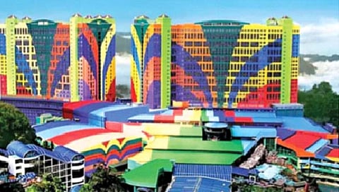 World’s largest hotel : तब्बल दहा हजार खोल्यांचे भव्य हॉटेल!