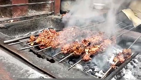 सोलापूरची लज्जतदार मटण सीक कबाब, सीक कढई लईभारी