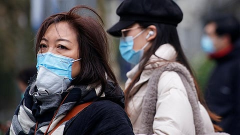 China Covid : चीनमधून आलेल्या विमानातील अर्ध्याहून अधिक प्रवासी कोरोना पॉझिटिव्ह, जगभरातून चिंता व्यक्त