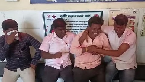 Jalgaon : जामनेरात निवडणूक निकालानंतर राडा, दगडफेकीत भाजप कार्यकर्त्याचा मृत्यू