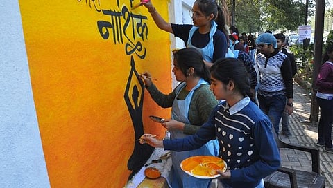 Nashik :…भित्तिचित्रांतून नाशिकची ओळख