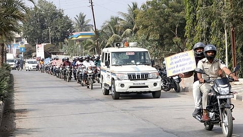 हेल्मेट जनजागृती मोहीम,www.pudhari.news