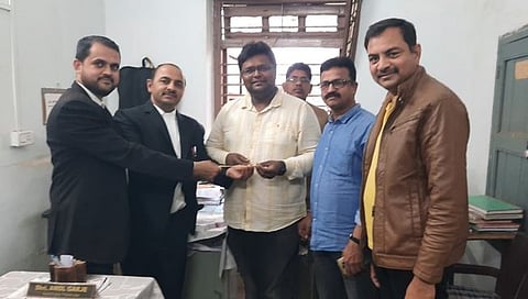 सापडलेले सोन्याचे ब्रेसलेट केले परत,www.pudhari.news