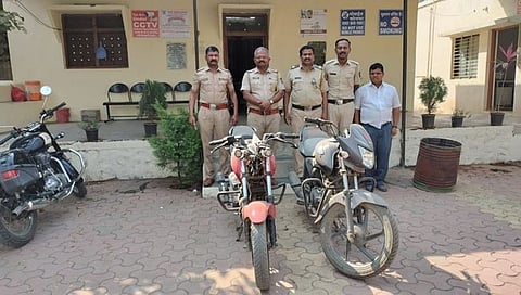 मोटारसायकल चोर पकडला,www.pudhari.news