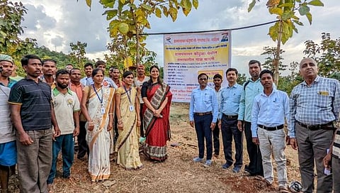 Nashik : सुरगाणावासीयांना सुविधा पुरविण्याचे निर्देश, सीईओ आशिमा मित्तल यांची भेट