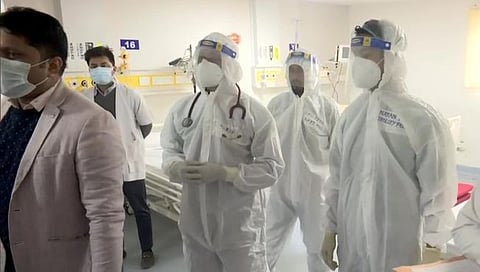 Corona Update : देशात दिवसभरात १५७ कोरोना रुग्णांची भर