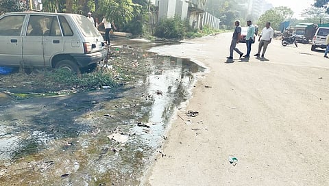 धायरी : लायगुडे दवाखान्यासमोर सांडपाणी; नागरिकांचे आरोग्य धोक्यात