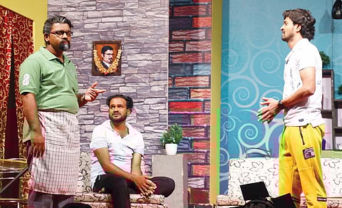 पुणे : सुमारे 9 हजार प्रेक्षकांनी पाहिले नाटक