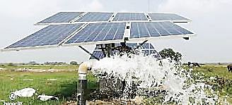 रावणगाव : सौर पंप ठेकेदारांची मनमानी; कामाचा दर्जा निकृष्ट, शेतकर्यांची होतेय आर्थिक लूट