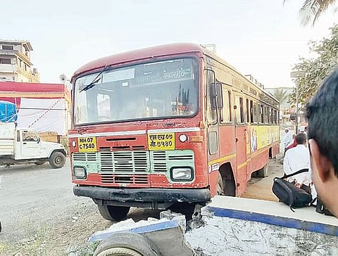 पिरंगुट : मुठा घाटात एसटीचे ब्रेक फेल