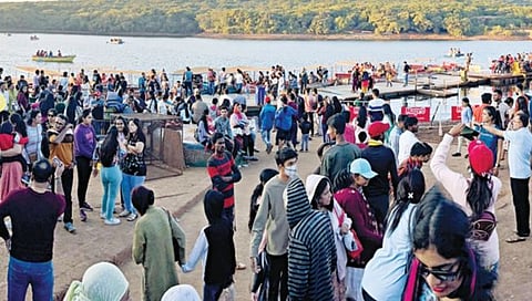 सातारा : महाबळेश्वर-पाचगणी पर्यटकांनी हाऊसफुल्ल