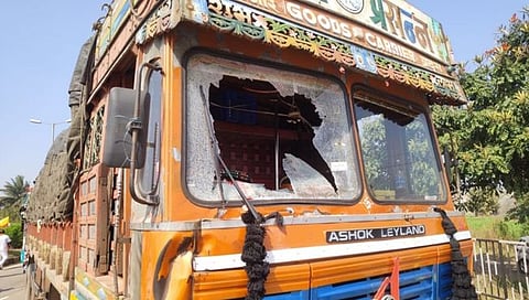 सीमाभागातील महामार्गांवर बंदोबस्त वाढविला : महाराष्ट्र पोलीसांना अलर्ट