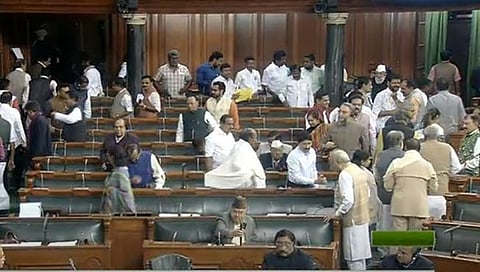 तवांगमधील चिनी घुसखोरीच्या मुद्यावरुन संसदेत प्रचंड गदारोळ