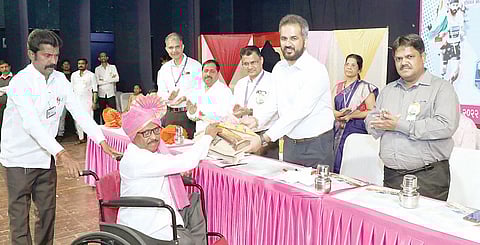 पिंपरी : दिव्यांगांना स्वावलंबी बनविण्यासाठी प्रशिक्षण योजना