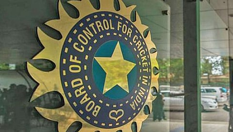 BCCI Home Media Rights : बीसीसीआयला 88 सामन्यांतून 1 अब्ज डॉलर कमावण्याची संधी! पण…