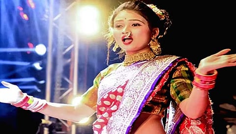 Gautami Patil: गौतमी पाटील आली अन् आयोजकांवर गुन्हा दाखल