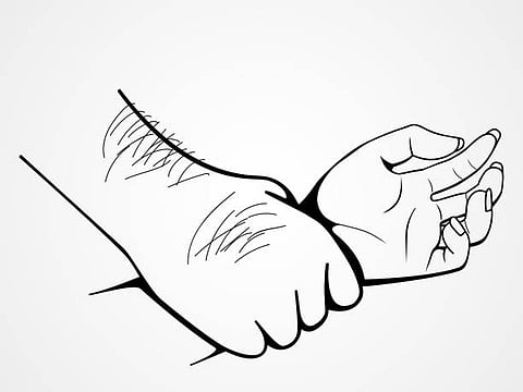 धक्कादायक ! बहिणीच्या घरी सोडतो म्हणत गाडीत बसवून उच्चशिक्षित तरुणीवर बलात्कार