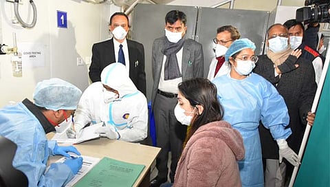 Covid mock drill | कोरोनाला रोखण्यासाठी केंद्र सरकार सज्ज, देशातील कोव्हिड रुग्णालयांमध्ये मॉक ड्रिल सुरू