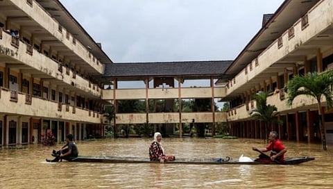 Malaysia Floods : मलेशियात महापुरामुळे जनजीवन विस्कळीत; ७२००० लोकांचे स्थलांतर