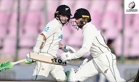 PAK vs NZ Test: न्यूझीलंडचा पाकिस्तानवर पलटवार! लॅथम-कॉनवेची नाबाद दीड शतकी ‘सलामी’