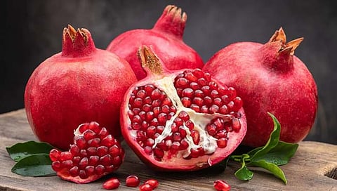 The theft of nine tons of pomegranates