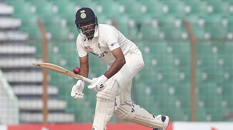 R Ashwin : अश्विन द ग्रेट… मोडला 34 वर्षांपूर्वीचा विक्रम! 9 व्या स्थानी केली ‘विक्रमी’ खेळी