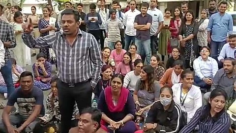 कल्याण : इंग्रजी शाळेने बंद केला सीआयई बोर्ड; विद्यार्थ्यांचे भवितव्य अंधारात